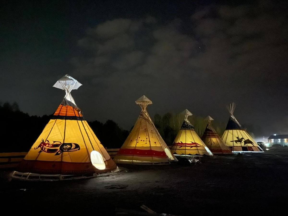Отель Indiana Camp - 150 M Od Suntago Park Grabce-Towarzystwo Экстерьер фото