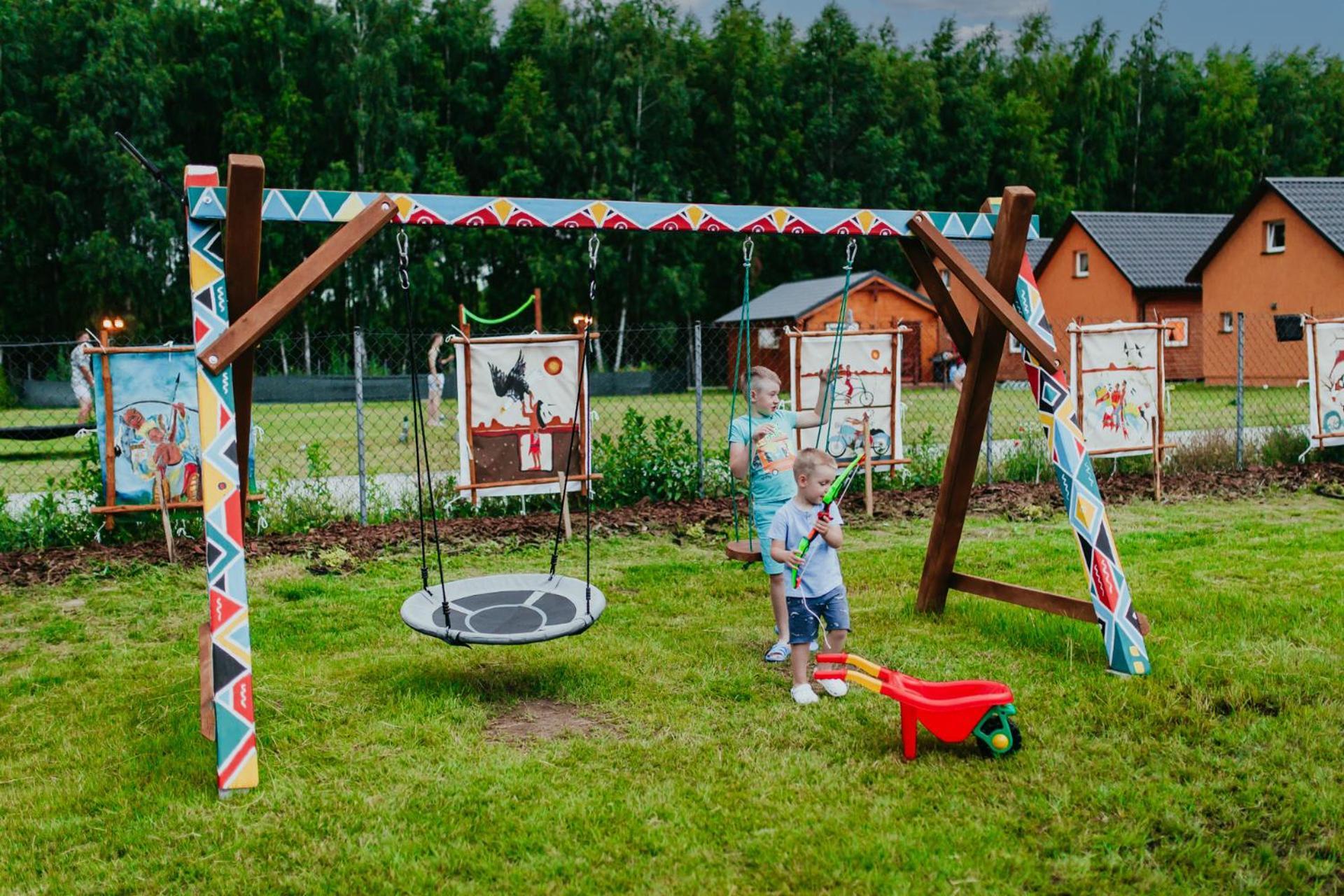 Отель Indiana Camp - 150 M Od Suntago Park Grabce-Towarzystwo Экстерьер фото