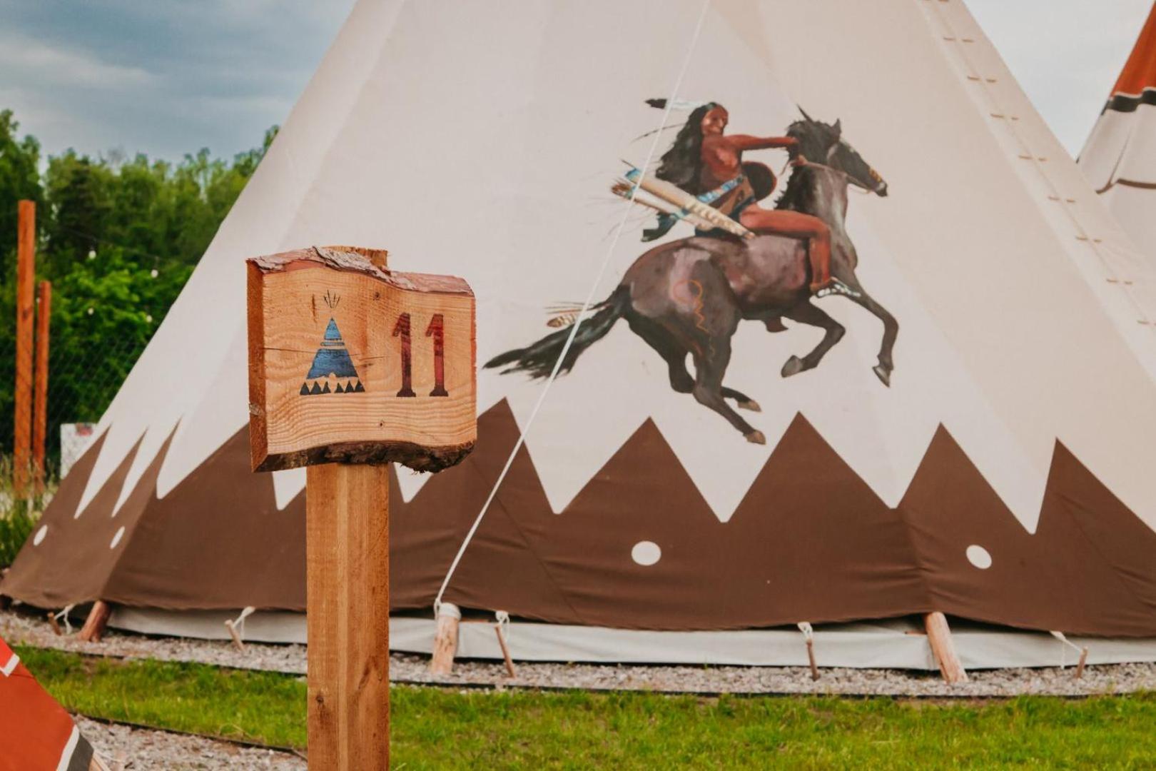 Отель Indiana Camp - 150 M Od Suntago Park Grabce-Towarzystwo Экстерьер фото